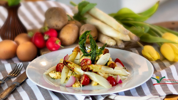 Rezeptbild für Spargel mit Ei und Kartoffeln