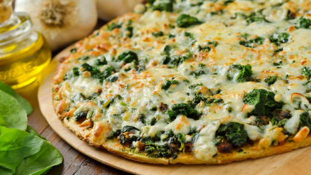 Rezeptbild für Pizza Spinat-Schinken
