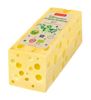 KI generiert: Ein runder Laib Käse, teils aufgeschnitten. Auf der Rinde: "Almradler Bio-Heumilchkäse".