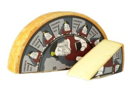 KI generiert: Ein halbes Rad Bio-Käse mit Etikett, darauf steht mehrmals "JAKOBSKÄSE BIO".