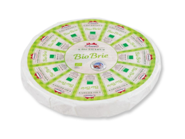 KI generiert: Auf dem Bild sind zwei Käselaibe abgebildet, einer ganz und der andere aufgeschnitten. Beide tragen ein Etikett mit der Aufschrift "Gouda".