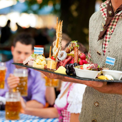 Produktfoto zu Hier geht's zu den Biergarten-Schmankerln