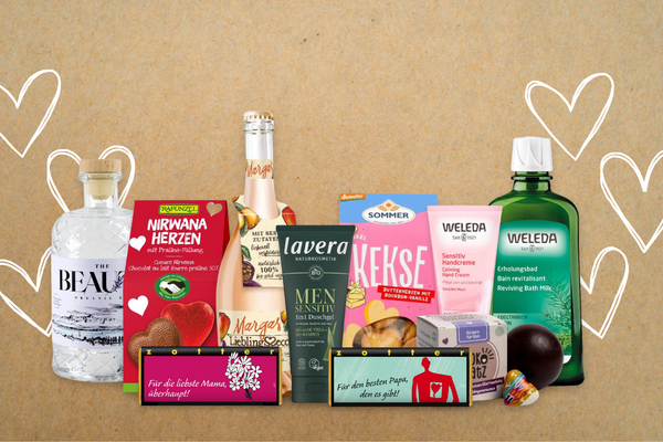 KI generiert: Das Bild zeigt mehrere junge Keimlinge, die in Erde gepflanzt sind. Der Hauptinhalt des Bildes ist das frische Wachstum der Pflanzen.